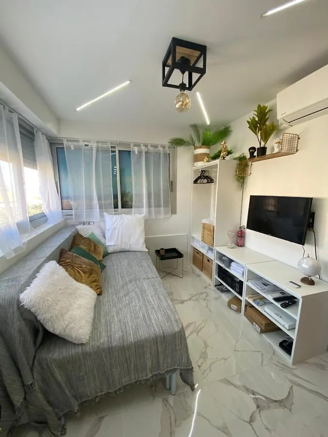 Studio Centre Ville Palais De La Mer 100M Port Et 300M Plage Sainte-Maxime 0*,
